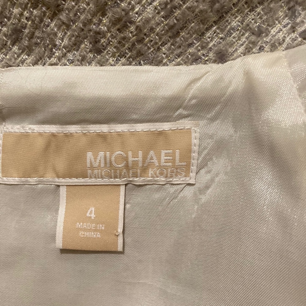 Dress - Picture 2 of 6